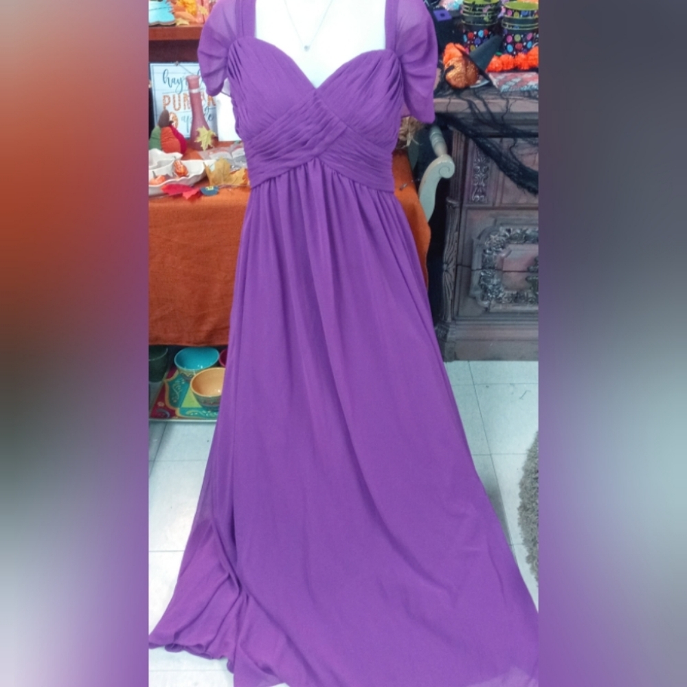 Plus size formals - Picture 9 of 16